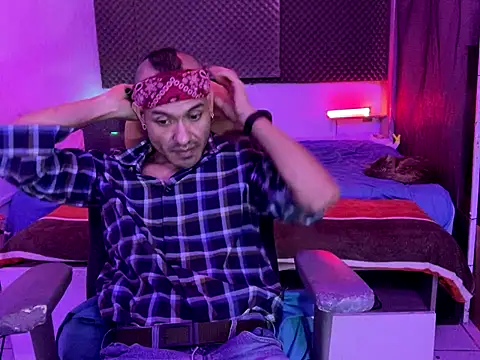 thesummerboy online show from October 5, 2025, 6:48 am