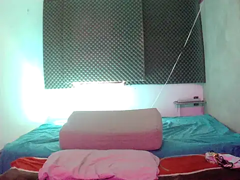 thesummerboy online show from October 3, 2025, 5:03 pm