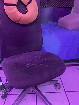 thesummerboy online show from October 20, 2025, 8:48 am