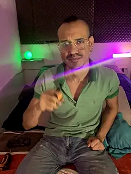 thesummerboy online show from September 24, 2025, 5:14 am