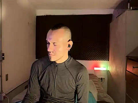 thesummerboy online show from September 20, 2025, 9:36 am