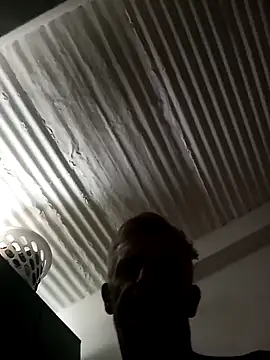 Snapshot of NICJOHNS chatting on January 21, 2025, 12:15 am NICJOHNS online show from January 21, 2025, 12:15 am