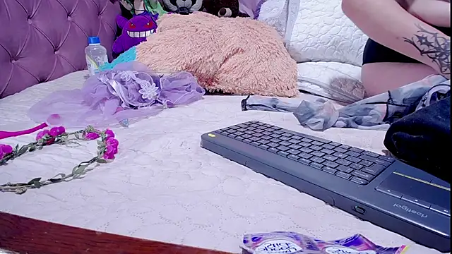 kimberkisss online show from January 13, 2025, 3:01 am