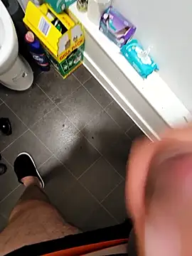 Snapshot of eric69_69 chatting on September 29, 2025, 5:25 am eric69 69 online show from September 29, 2025, 5:25 am