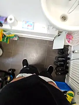 Snapshot of eric69_69 chatting on October 3, 2025, 2:51 pm eric69 69 online show from October 3, 2025, 2:51 pm