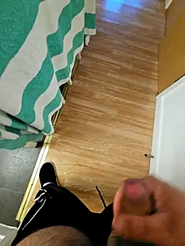 Snapshot of eric69_69 chatting on October 24, 2025, 7:18 am eric69 69 online show from October 24, 2025, 7:18 am