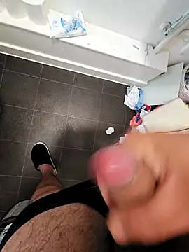 Snapshot of eric69_69 chatting on October 12, 2025, 7:32 am eric69 69 online show from October 12, 2025, 7:32 am