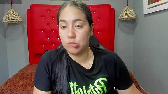 lizzaxs online show from January 21, 2025, 8:21 pm