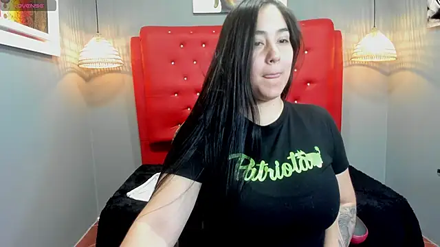 lizzaxs online show from February 15, 2025, 2:44 pm