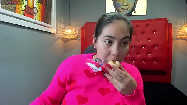 lizzaxs online show from February 14, 2025, 1:51 pm