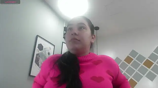 lizzaxs online show from March 7, 2025, 2:12 pm