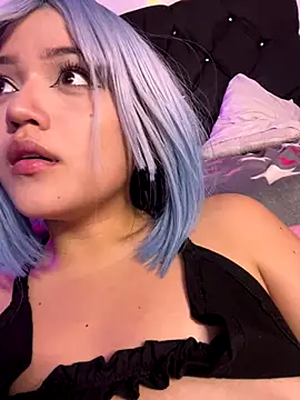 alisson carolina73 online show from December 21, 2025, 2:46 am