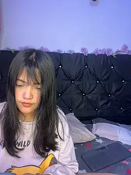 alisson carolina73 online show from March 18, 2025, 4:18 am