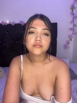 alisson carolina73 online show from January 26, 2025, 11:29 pm