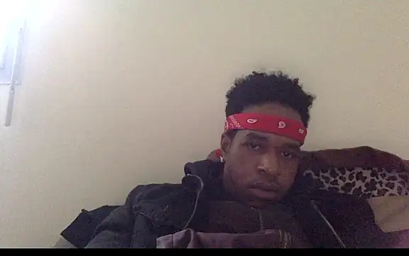 Snapshot of POPAYE972 chatting on February 15, 2026, 12:48 pm POPAYE972 online show from February 15, 2026, 12:48 pm