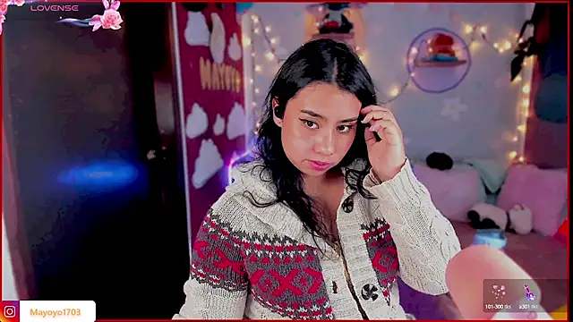 kiki cavilll online show from October 7, 2025, 2:51 pm