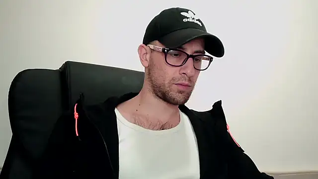 mikealcorleone online show from March 2, 2025, 9:52 pm