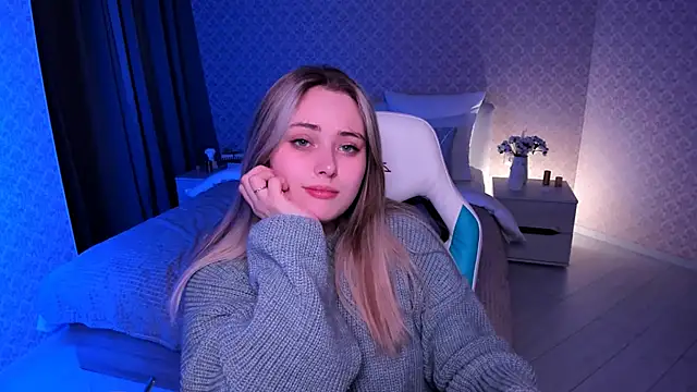 Snapshot of Rose_Sweetiee chatting on December 3, 2024, 1:38 pm Rose Sweetiee online show from December 3, 2024, 1:38 pm