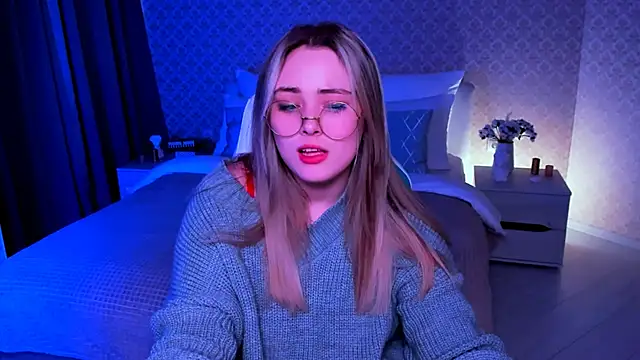 Snapshot of Rose_Sweetiee chatting on December 3, 2024, 10:34 am Rose Sweetiee online show from December 3, 2024, 10:34 am