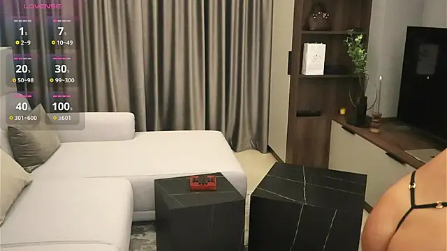 Snapshot of IrisNoire chatting on February 16, 2025, 8:11 pm IrisNoire online show from February 16, 2025, 8:11 pm