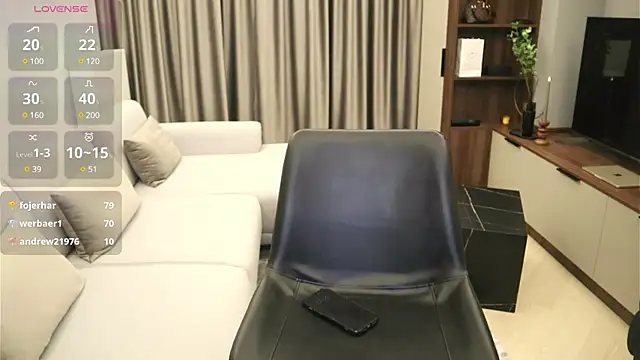 Snapshot of IrisNoire chatting on March 10, 2025, 11:27 pm IrisNoire online show from March 10, 2025, 11:27 pm