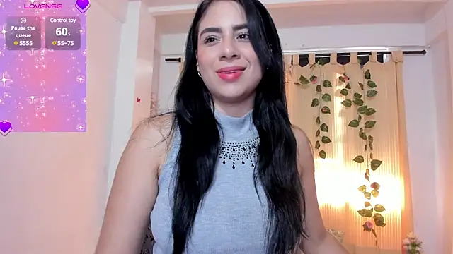 Snapshot of KeraniShakti chatting on January 24, 2025, 12:10 pm KeraniShakti online show from January 24, 2025, 12:10 pm