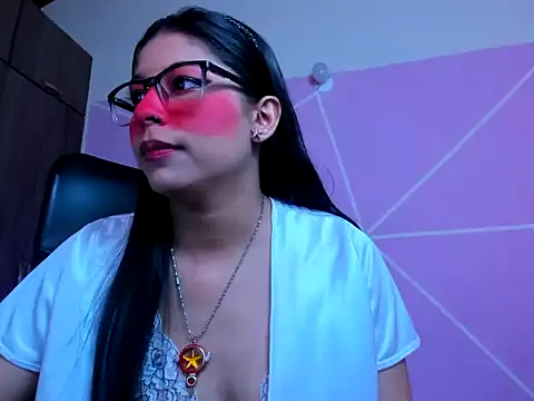 Snapshot of _ALLYSON18_ chatting on January 15, 2026, 11:57 am ALLYSON18 online show from January 15, 2026, 11:57 am