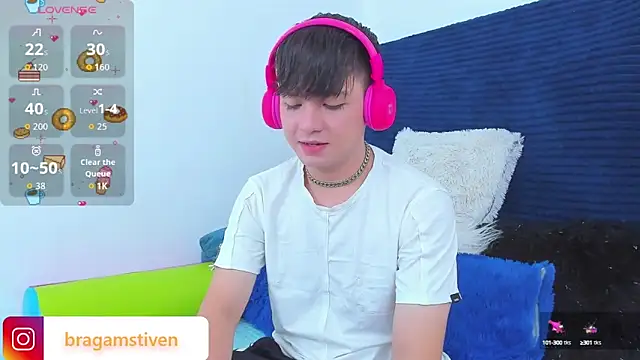 Snapshot of Bragam_Stiven chatting on October 3, 2025, 12:28 pm Bragam Stiven online show from October 3, 2025, 12:28 pm