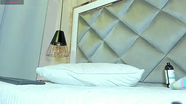 Snapshot of ammy_durand chatting on March 15, 2025, 9:19 am ammy durand online show from March 15, 2025, 9:19 am