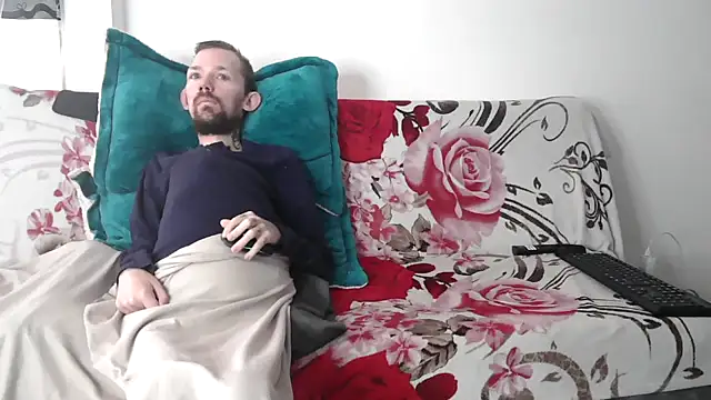 Sophia and Thomas online show from April 9, 2026, 3:51 pm