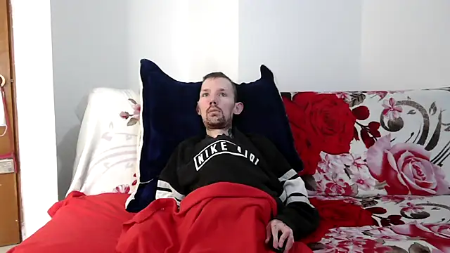 Sophia and Thomas online show from February 2, 2026, 9:36 pm