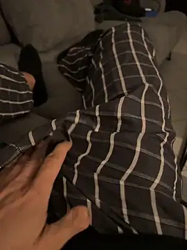 aekacam online show from October 7, 2025, 11:17 pm