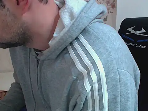 Leo 1617 online show from February 9, 2026, 12:58 pm