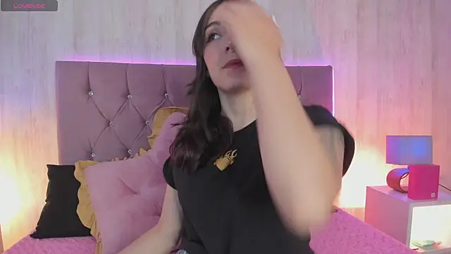 Snapshot of Karito-28 chatting on September 26, 2025, 12:01 pm Karito-28 online show from September 26, 2025, 12:01 pm