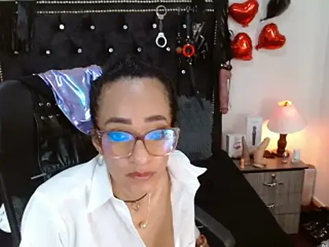 SamaraMartinez online show from February 18, 2025, 4:58 pm