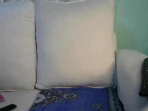 Caryyyl online show from September 11, 2025, 9:53 am
