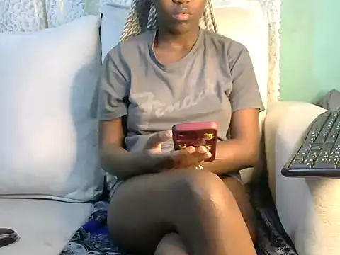 Caryyyl online show from December 21, 2025, 9:33 am