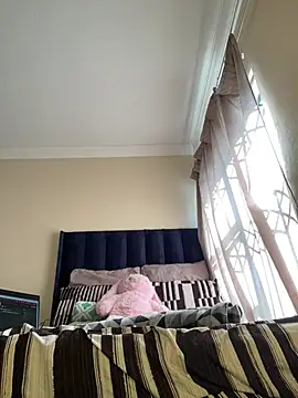 NickyBabes online show from April 2, 2026, 7:48 am