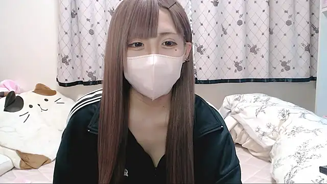  hiyor  online show from October 28, 2025, 7:02 pm