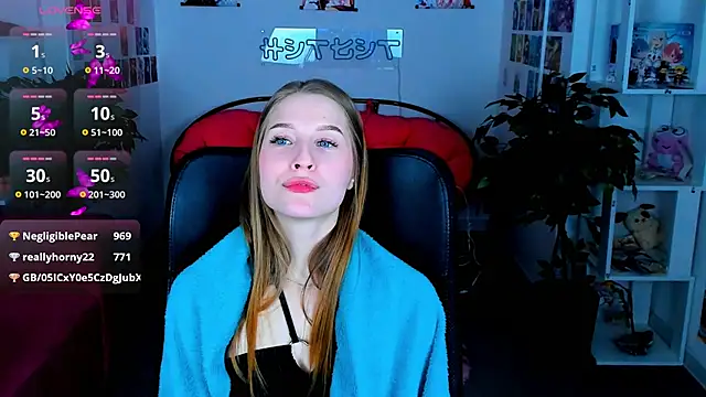 CuteMousee online show from January 23, 2025, 9:29 pm