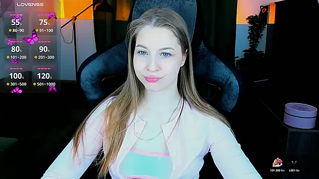 CuteMousee online show from March 10, 2026, 8:51 am