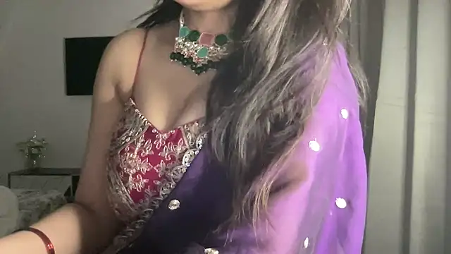 Wild Fantasy 7 online show from November 17, 2025, 7:40 pm