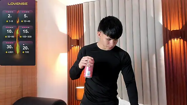 Ryo kush online show from April 8, 2026, 3:52 am