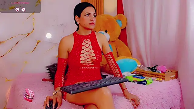 BrendaSquirtx online show from February 25, 2025, 8:32 pm