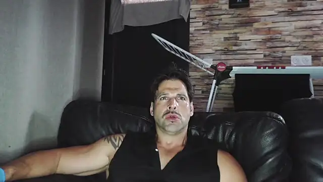 XxBigboybandxX online show from September 28, 2025, 4:25 pm