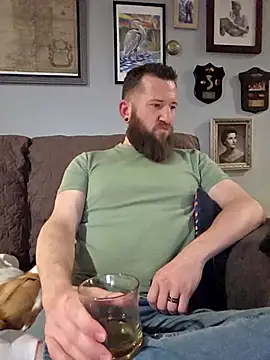 Icebearsticlese online show from April 3, 2026, 1:56 am