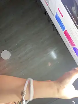 alicev kitty online show from March 31, 2026, 1:02 pm