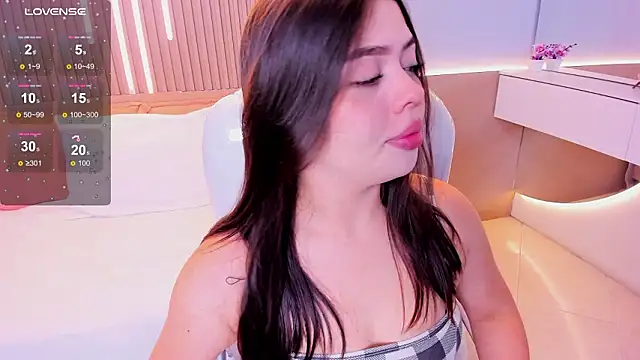 Sexy paradise18  online show from March 29, 2026, 3:52 am