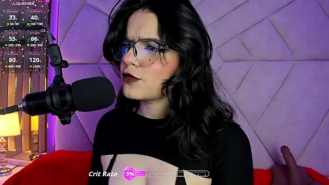 Snapshot of ValerieKay_ chatting on October 6, 2025, 2:18 pm ValerieKay  online show from October 6, 2025, 2:18 pm