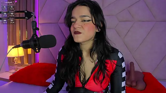 Snapshot of ValerieKay_ chatting on October 5, 2025, 1:57 pm ValerieKay  online show from October 5, 2025, 1:57 pm